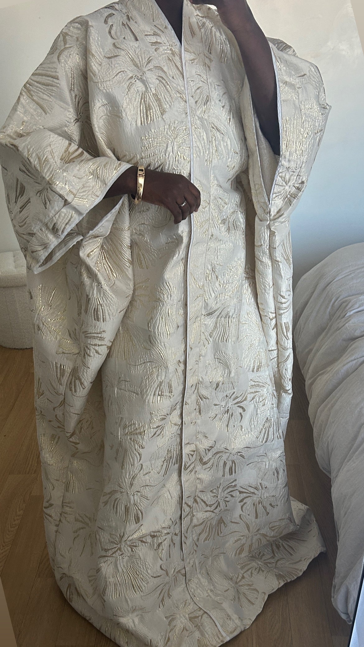 Robe Awa